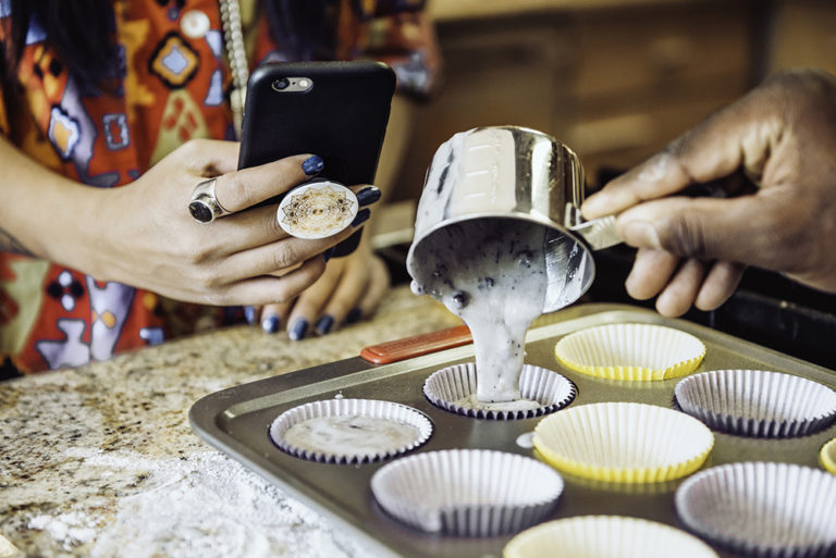 PopSockets cookie baking